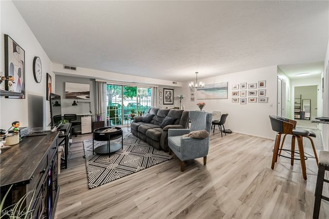 2820 N Bay Drive, Westlake, OH 44145