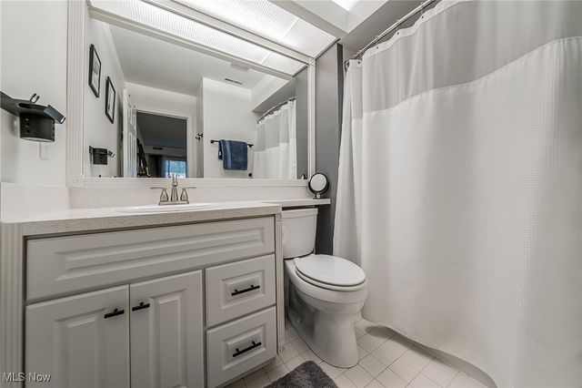 2820 N Bay Drive, Westlake, OH 44145