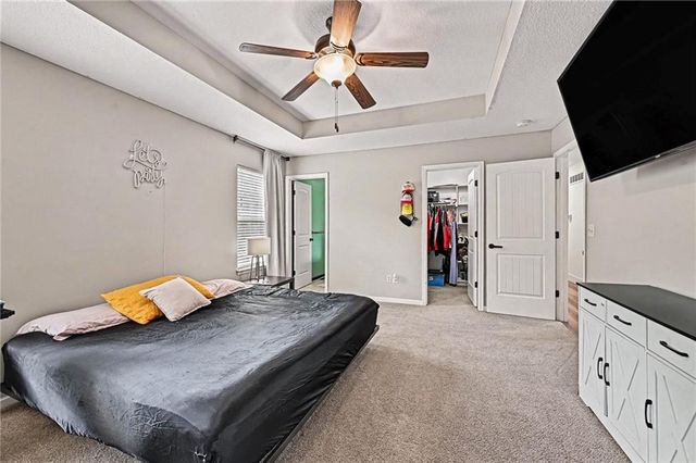 19205 Switchgrass Drive, Smithville, MO 64089