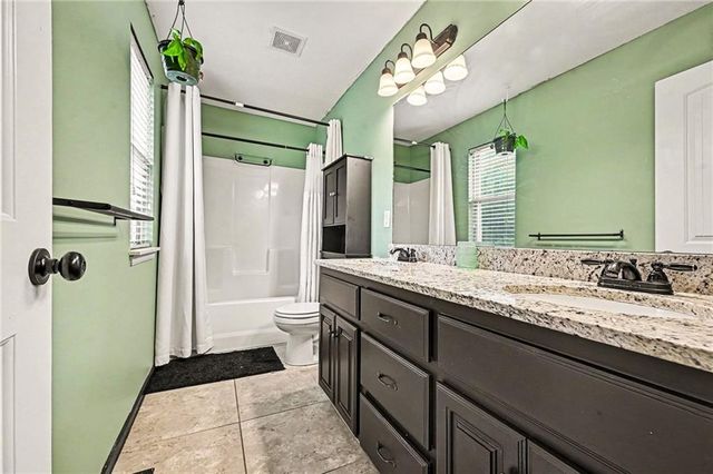 19205 Switchgrass Drive, Smithville, MO 64089