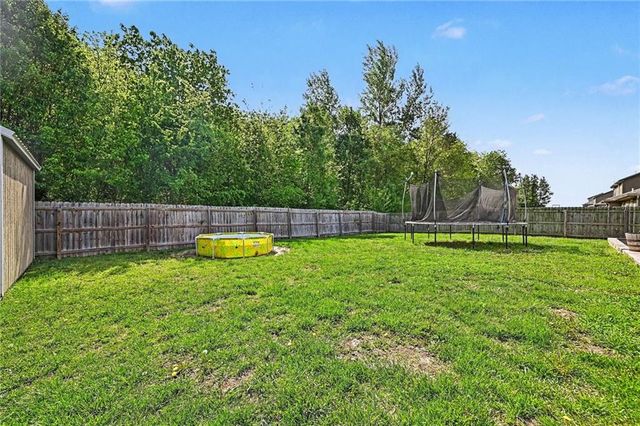 19205 Switchgrass Drive, Smithville, MO 64089