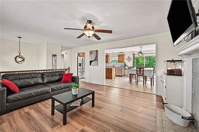 19205 Switchgrass Drive, Smithville, MO 64089