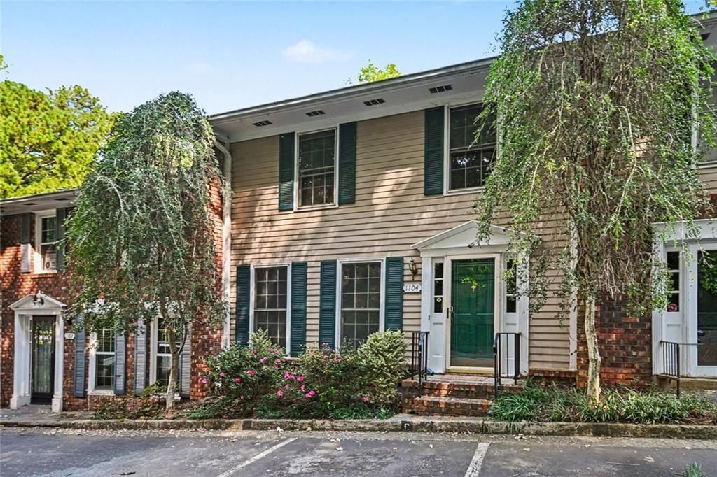 Image 1 of property listing at 1104 Moorestown, Decatur, GA 30033