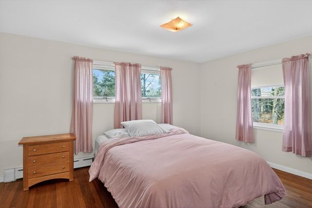 95 Grove St, Shrewsbury, MA 01545