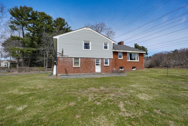 95 Grove St, Shrewsbury, MA 01545