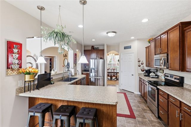 4236 Silver Oak Way, Huber Heights, OH 45424