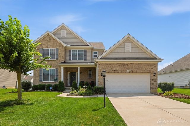 4236 Silver Oak Way, Huber Heights, OH 45424