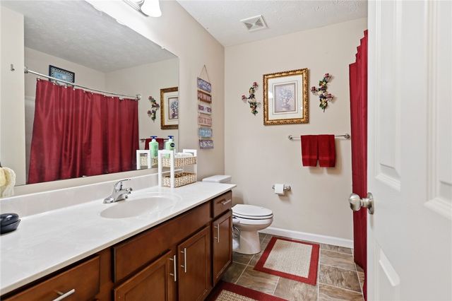 4236 Silver Oak Way, Huber Heights, OH 45424