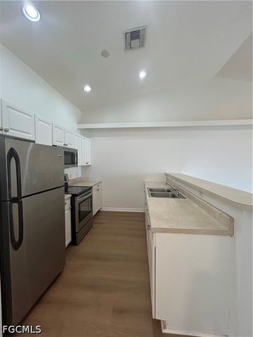 3301 Skyline BLVD 3301, Cape Coral, FL 33914