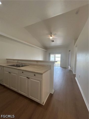 3301 Skyline BLVD 3301, Cape Coral, FL 33914