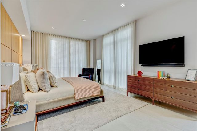 515 Valencia Ave 604, Coral Gables, FL 33134