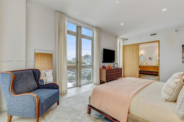 515 Valencia Ave 604, Coral Gables, FL 33134