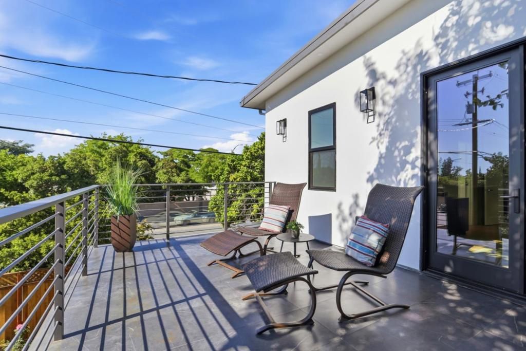 Image 18 of property listing at 13 Virginia Avenue, Campbell, CA 95008