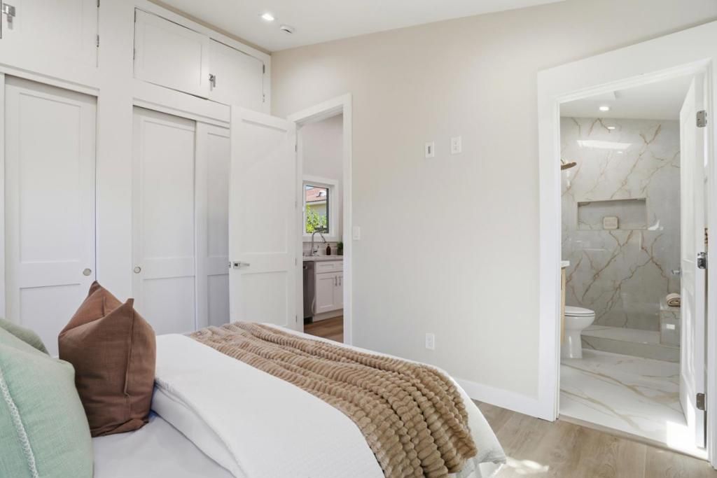 Image 27 of property listing at 13 Virginia Avenue, Campbell, CA 95008