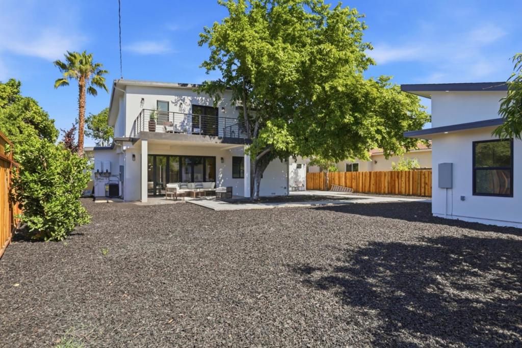 Image 30 of property listing at 13 Virginia Avenue, Campbell, CA 95008