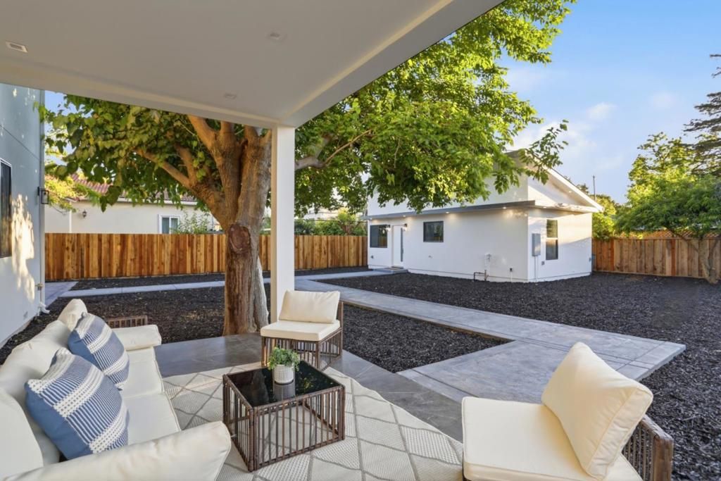 Image 31 of property listing at 13 Virginia Avenue, Campbell, CA 95008