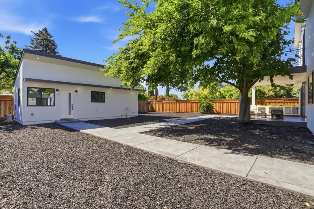 Image 33 of property listing at 13 Virginia Avenue, Campbell, CA 95008