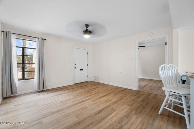 435 S Paseo Lobo Unit B, Green Valley, AZ 85614