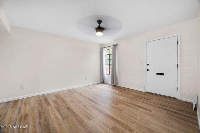 435 S Paseo Lobo Unit B, Green Valley, AZ 85614