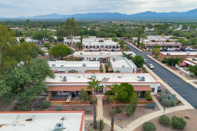 435 S Paseo Lobo Unit B, Green Valley, AZ 85614