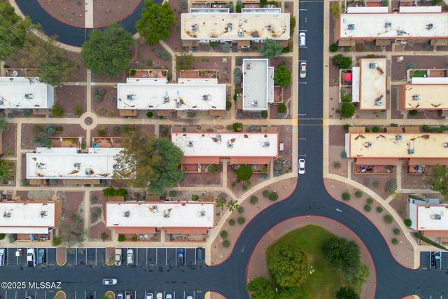 435 S Paseo Lobo Unit B, Green Valley, AZ 85614