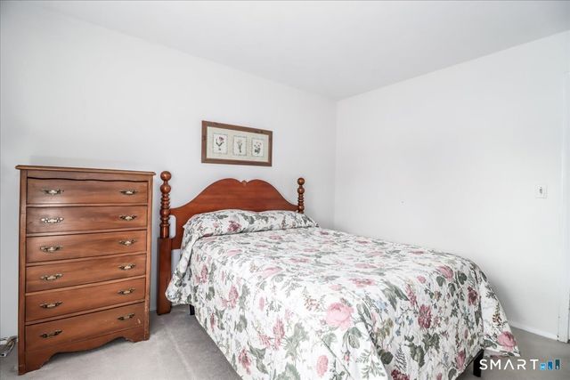 6 Longview Avenue, Danbury, CT 06811
