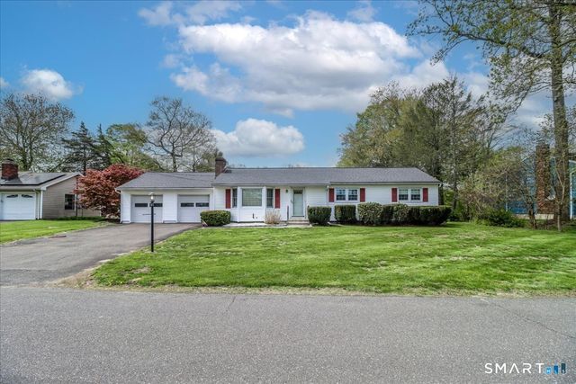 6 Longview Avenue, Danbury, CT 06811
