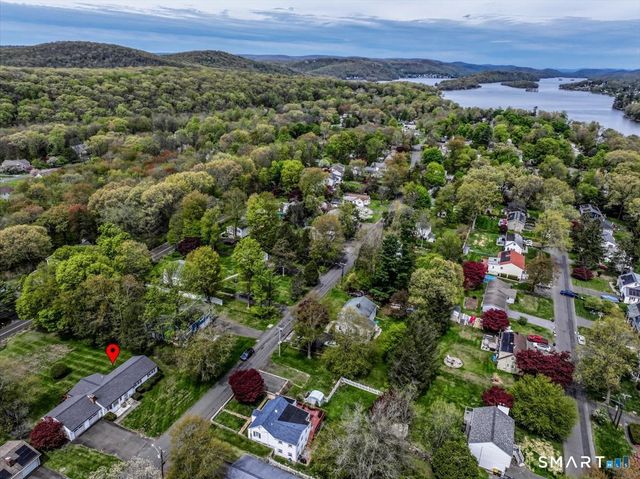 6 Longview Avenue, Danbury, CT 06811