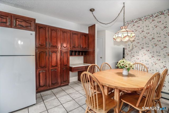 6 Longview Avenue, Danbury, CT 06811