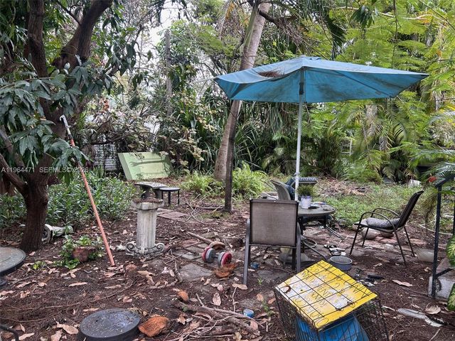 655 NE 82nd St, Miami, FL 33138