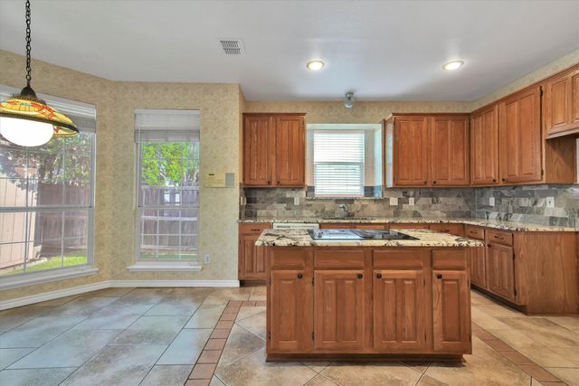 4213 Forestedge Drive, Grand Prairie, TX 75052