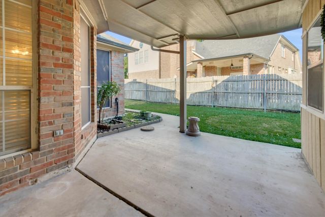 4213 Forestedge Drive, Grand Prairie, TX 75052