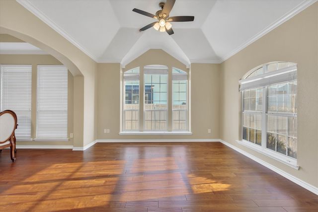 4213 Forestedge Drive, Grand Prairie, TX 75052