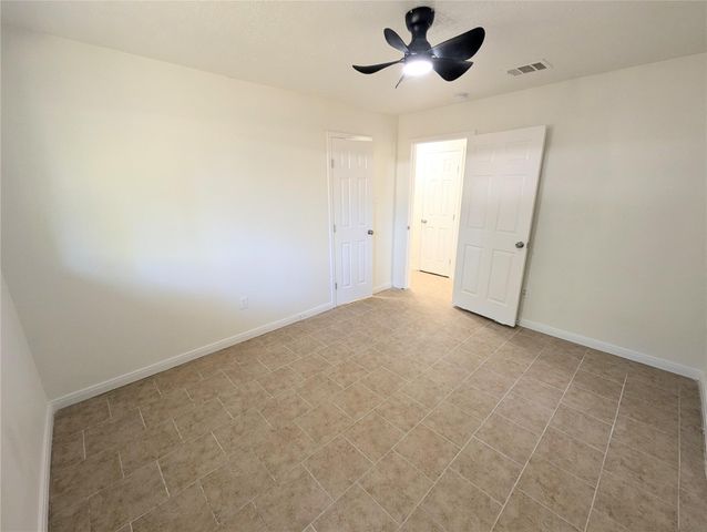 809 Glen Hollow Drive, Conroe, TX 77385