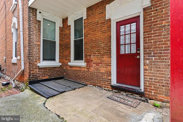 328 N COLLEGE ST, Carlisle, PA 17013