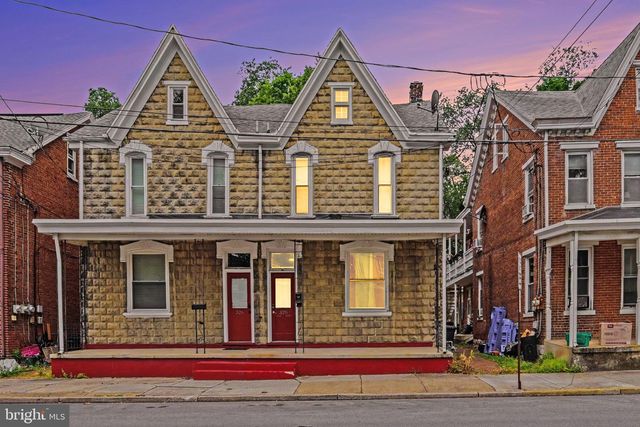 328 N COLLEGE ST, Carlisle, PA 17013