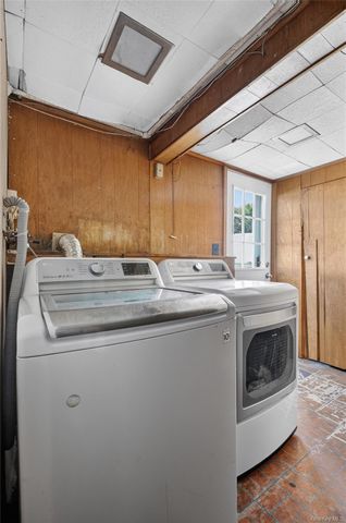 201 Willis Court, Wantagh, NY 11793