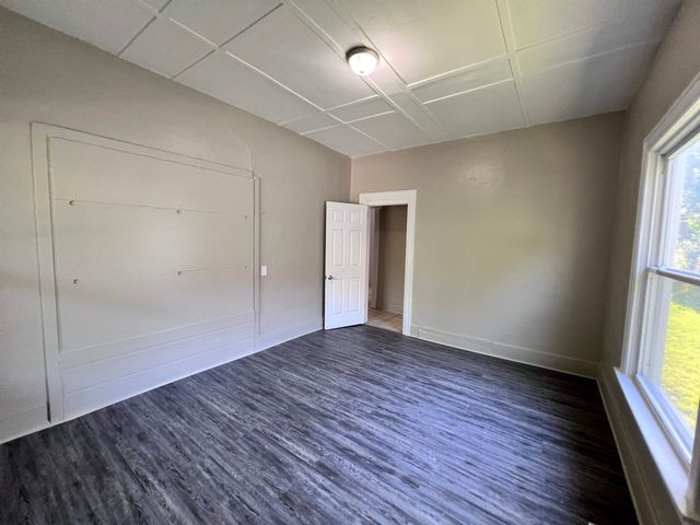 334 N NEW YORK AVENUE, Wichita, KS 67214