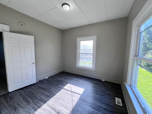 334 N NEW YORK AVENUE, Wichita, KS 67214