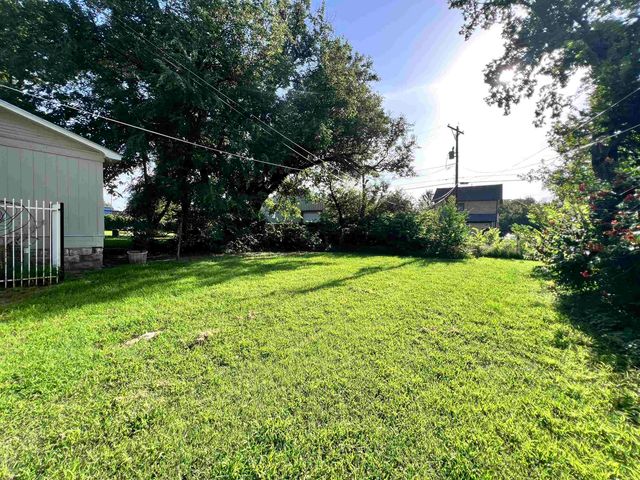 334 N NEW YORK AVENUE, Wichita, KS 67214