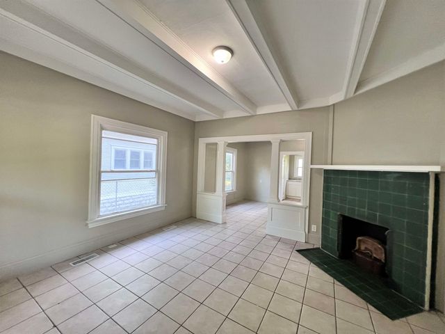 334 N NEW YORK AVENUE, Wichita, KS 67214