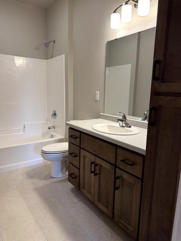 936 ENCLAVE COURT, De Pere, WI 54115