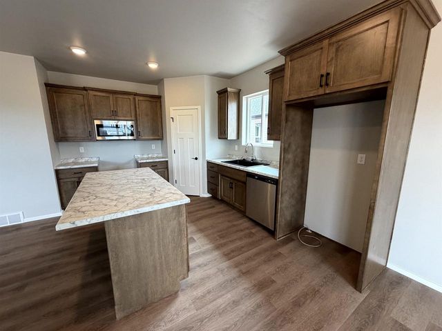 936 ENCLAVE COURT, De Pere, WI 54115