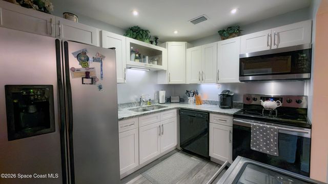 2700 N Highway A1a 11-202, Indialantic, FL 32903