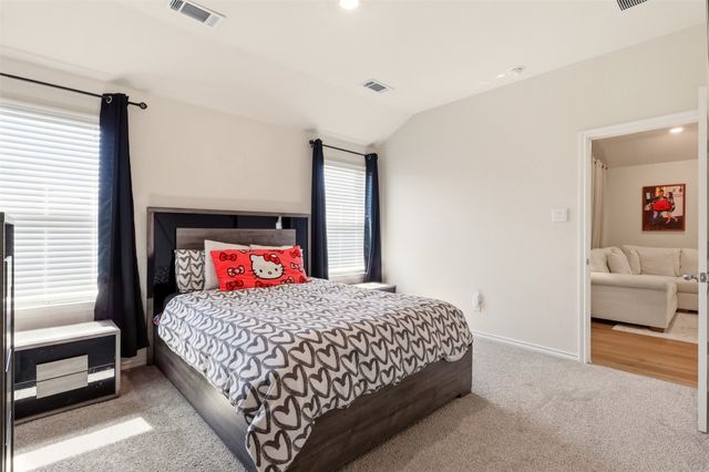 1302 Olivewood Place, Crandall, TX 75114