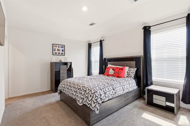 1302 Olivewood Place, Crandall, TX 75114