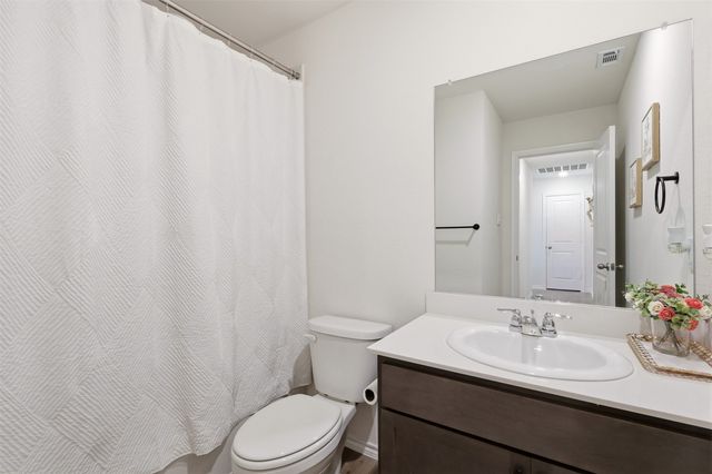 1302 Olivewood Place, Crandall, TX 75114
