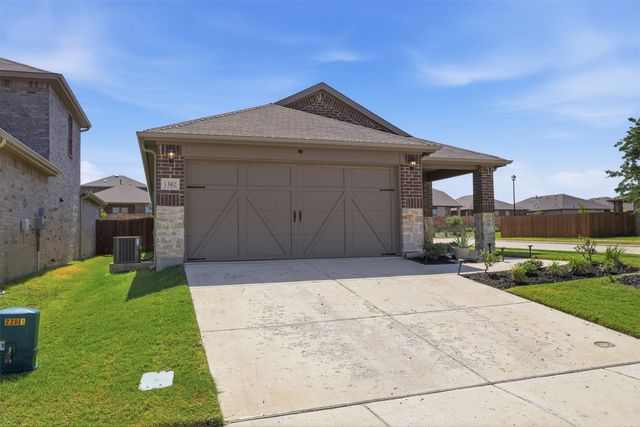 1302 Olivewood Place, Crandall, TX 75114