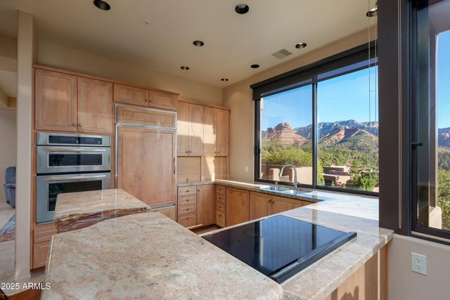 207 MUNDS MOUNTAIN Circle, Sedona, AZ 86336