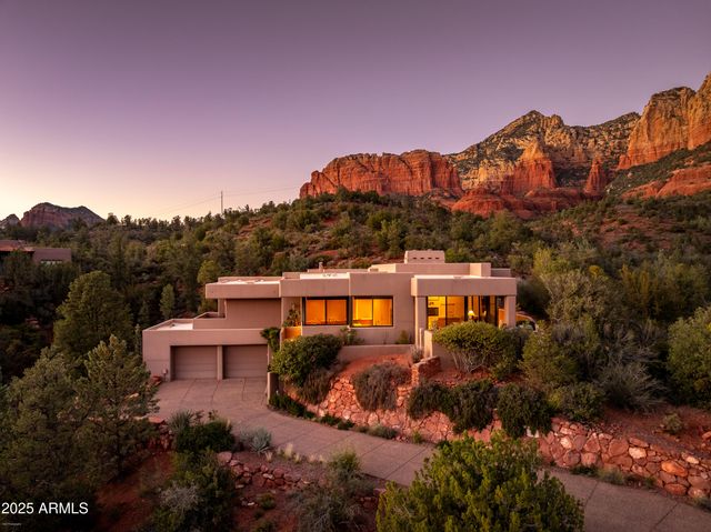 207 MUNDS MOUNTAIN Circle, Sedona, AZ 86336
